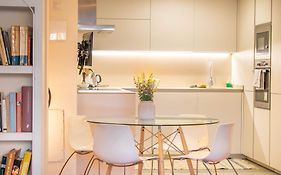 Acogedora habitación en apartamento con terraza